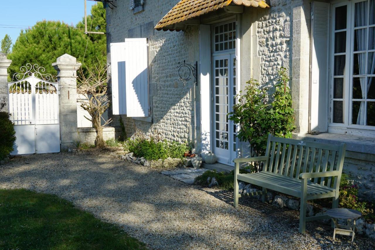 Le Chemin Bed and Breakfast Challignac Eksteriør billede